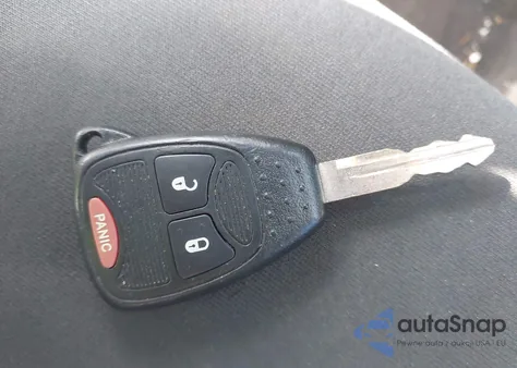 2013 Jeep Compass Sport z USA, uszkodzony, nr VIN 1C4NJCBA9DD244142